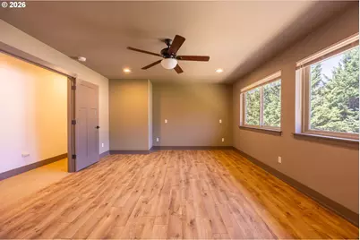 2712 NW Daysha Dr, Roseburg, OR 97471 - Photo 11