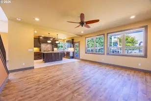 2712 NW Daysha Dr, Roseburg, OR 97471 - Photo 5