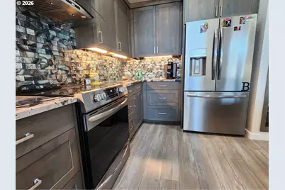 617 Windcrest Dr, Bandon, OR 97411 - Photo 5