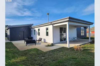 617 Windcrest Dr, Bandon, OR 97411 - Photo 3