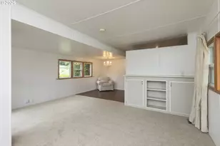 11453 SW Royal Villa Dr, Portland, OR 97224 - Photo 13