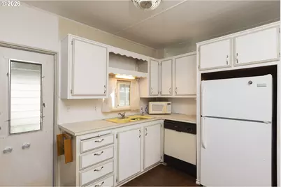 11453 SW Royal Villa Dr, Portland, OR 97224 - Photo 15