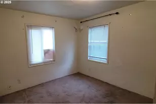 160 Iowa St, Eugene, OR 97402 - Photo 5