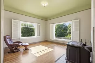 1829 Irving Ave, Astoria, OR 97103 - Photo 5