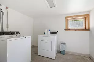 1829 Irving Ave, Astoria, OR 97103 - Photo 29