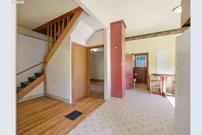 1829 Irving Ave, Astoria, OR 97103 - Photo 9