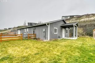 2010 Tutuilla Rd, Pendleton, OR 97801 - Photo 3