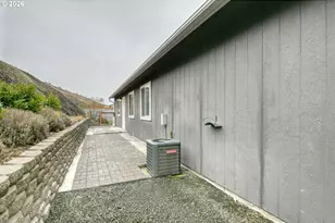 2010 Tutuilla Rd, Pendleton, OR 97801 - Photo 31