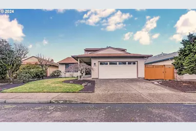 2119 NE 158th Ave, Portland, OR 97230 - Photo 1