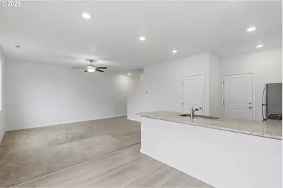 2276 NW Woodland Dr, McMinnville, OR 97128 - Photo 17
