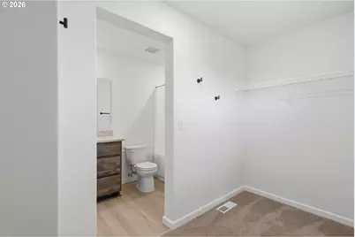 2276 NW Woodland Dr, McMinnville, OR 97128 - Photo 25