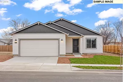 848 NE Laurel Springs Dr, Hermiston, OR 97838 - Photo 1