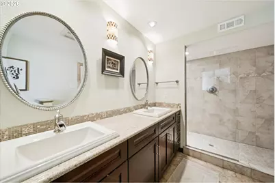 7135 Monte Verde Dr, Gladstone, OR 97027 - Photo 27