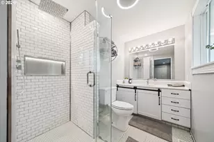 7135 Monte Verde Dr, Gladstone, OR 97027 - Photo 13