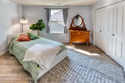 3352 NE Daffodil Dr, McMinnville, OR 97128 - Photo 15