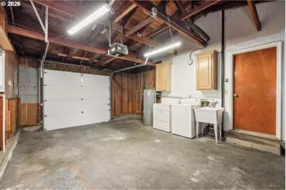 7825 SE Sherman St, Portland, OR 97215 - Photo 27