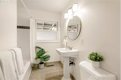 7825 SE Sherman St, Portland, OR 97215 - Photo 17