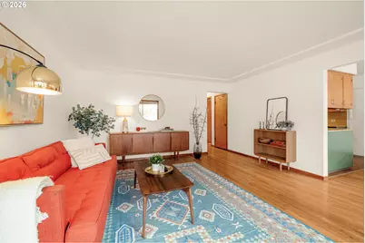 7825 SE Sherman St, Portland, OR 97215 - Photo 5