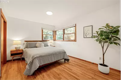 7825 SE Sherman St, Portland, OR 97215 - Photo 23