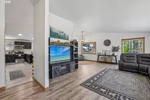 26 SE Wheeler St, Cascade Locks, OR 97014 - Photo 3