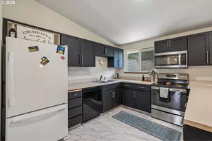 26 SE Wheeler St, Cascade Locks, OR 97014 - Photo 11