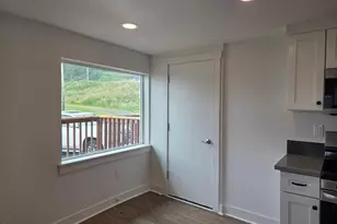 306 8th St, Garibaldi, OR 97118 - Photo 9