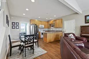 22405 NE Sunnycrest Rd, Newberg, OR 97132 - Photo 37