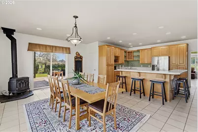 22405 NE Sunnycrest Rd, Newberg, OR 97132 - Photo 13