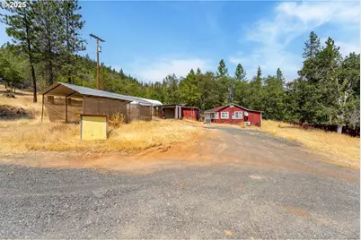 3461 W Evans Creek Rd, Rogue River, OR 97537 - Photo 23