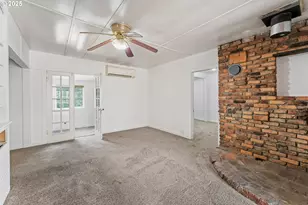 3461 W Evans Creek Rd, Rogue River, OR 97537 - Photo 9