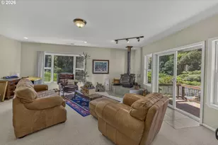 11445 E Mapleton Rd, Mapleton, OR 97453 - Photo 13