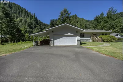 11445 E Mapleton Rd, Mapleton, OR 97453 - Photo 3