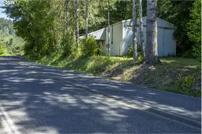 11445 E Mapleton Rd, Mapleton, OR 97453 - Photo 25