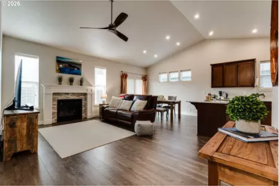 4576 Romy Ct, Eugene, OR 97402 - Photo 5