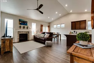 4576 Romy Ct, Eugene, OR 97402 - Photo 5