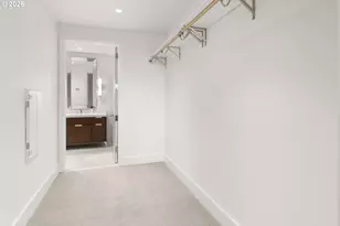 550 SW 10th Ave, Portland, OR 97205 - Photo 15