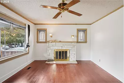 4310 NE 33rd Ave, Portland, OR 97211 - Photo 5