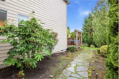 6541 SE Ketchum St, Milwaukie, OR 97267 - Photo 37