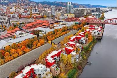 820 NW Naito Pkwy #G11, Portland, OR 97209 - Photo 29