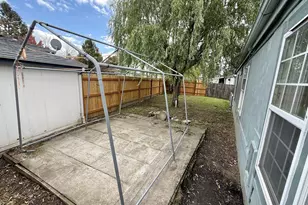 1282 E 3rd St, Lafayette, OR 97127 - Photo 29