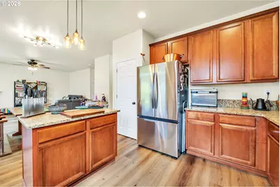 1705 Marten Ave SW, Albany, OR 97321 - Photo 21