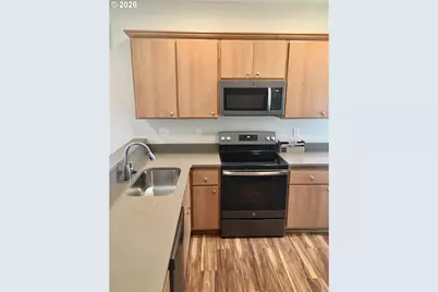 903 Howard Ave, Eugene, OR 97404 - Photo 5