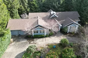 83391 S Cove Dr, Florence, OR 97439 - Photo 3