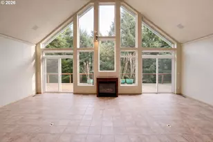 83391 S Cove Dr, Florence, OR 97439 - Photo 9