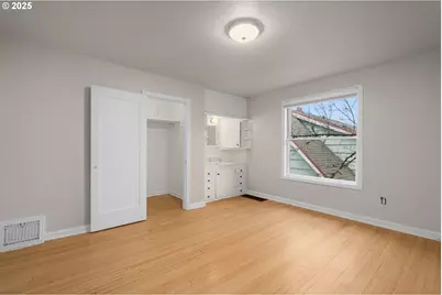 646 SE 60th Ave, Portland, OR 97215 - Photo 23