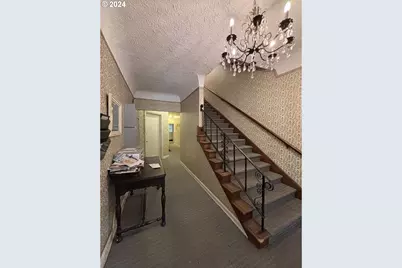 646 SE 60th Ave, Portland, OR 97215 - Photo 9