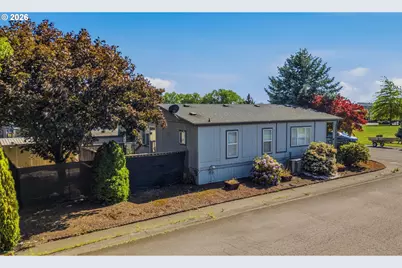 2151 Three Lakes Rd, Albany, OR 97322 - Photo 3