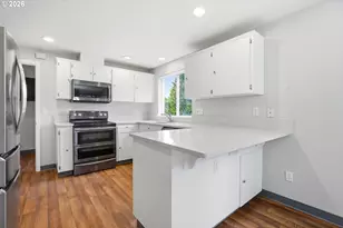 8513 NE Weidler St, Portland, OR 97220 - Photo 11