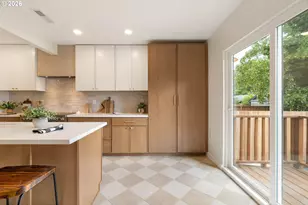 6114 N Kerby Ave, Portland, OR 97217 - Photo 3