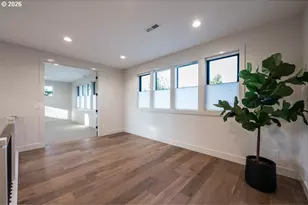 2560 Glen Eagles Pl, Lake Oswego, OR 97034 - Photo 23